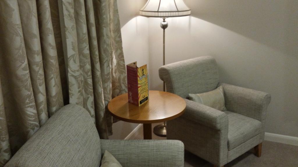 Motel Sturdys Castle Kidlington Habitación foto